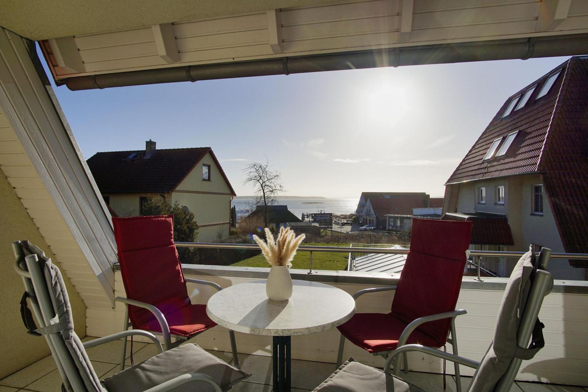 Hafenhaeuser Breege Fewo 05 - Balkon Экстерьер фото